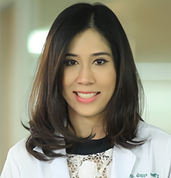 玛祖医生(Dr.Matchuporn Sukprasert,M.D.)
